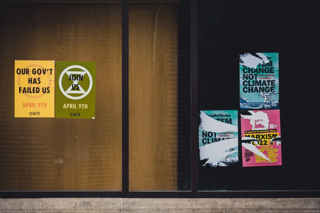 Window Graphics and Decals