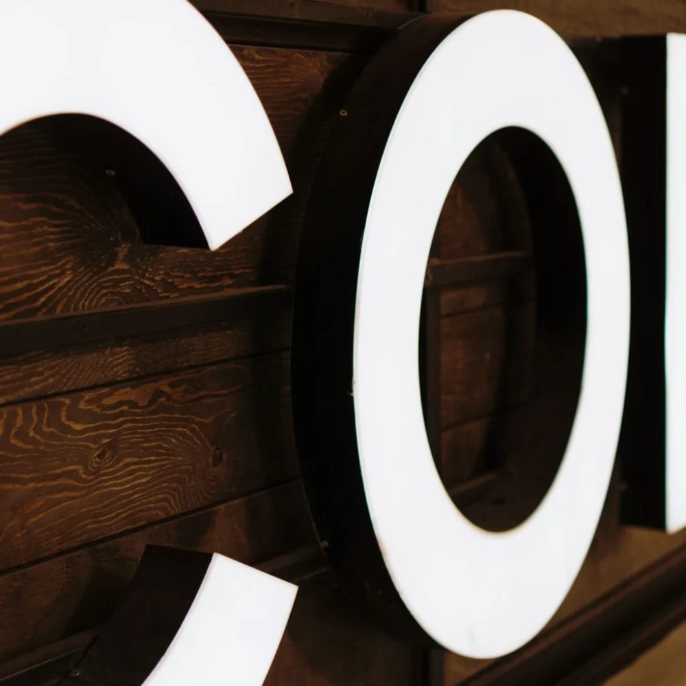 channel letter-sign